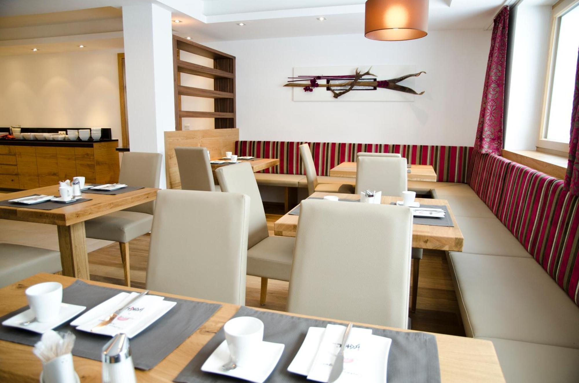 Hotel Garni Alpenland Ischgl Kültér fotó