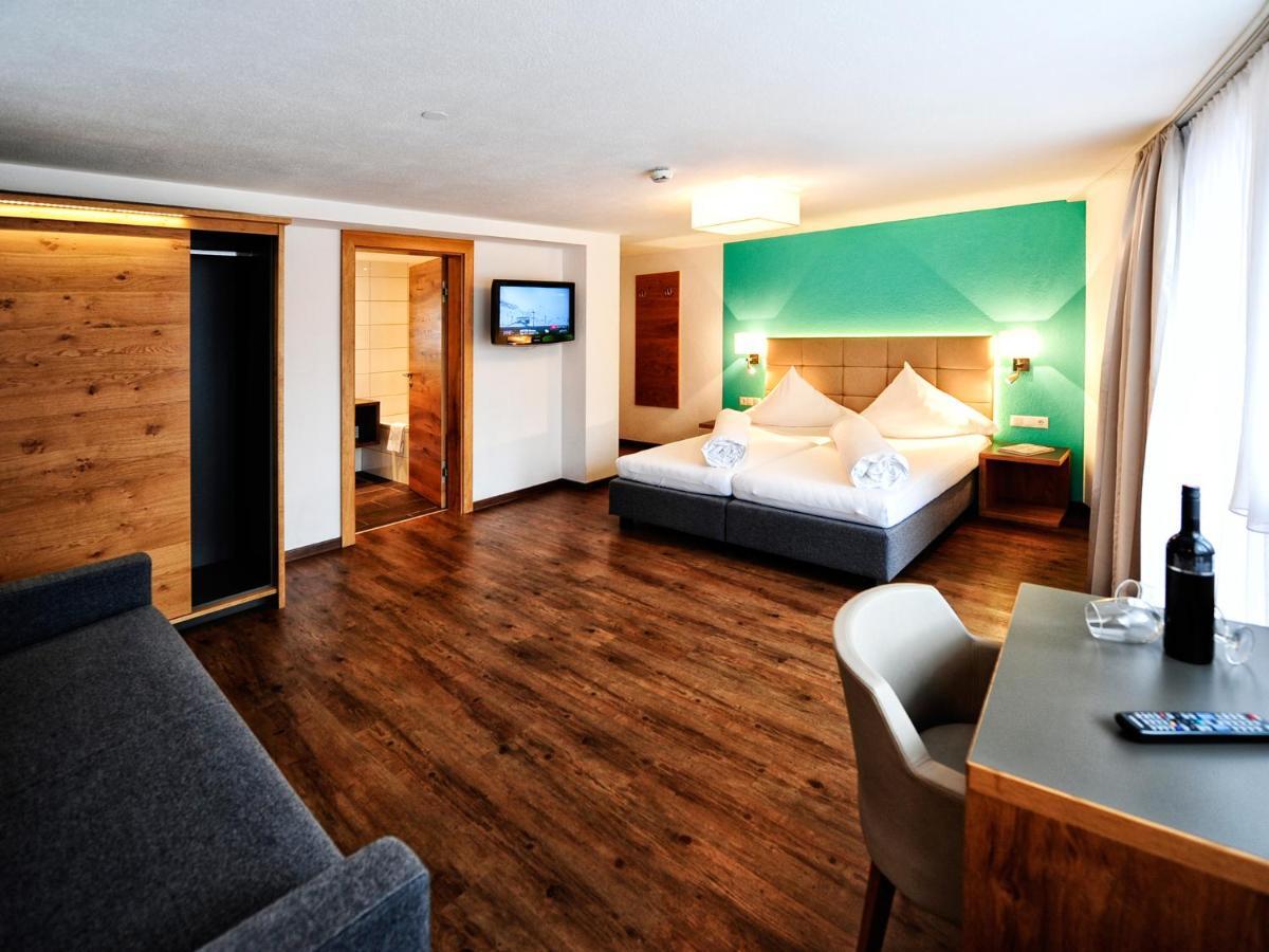 Hotel Garni Alpenland Ischgl Kültér fotó