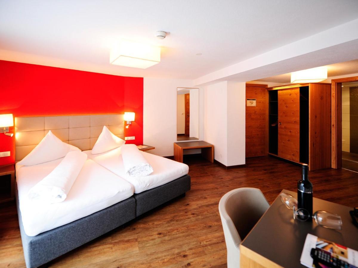 Hotel Garni Alpenland Ischgl Kültér fotó